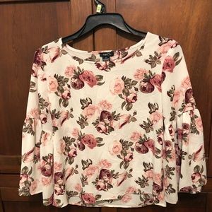 Rue 21 floral crop top with bell sleeves